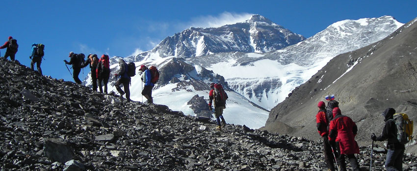 Lhasa tour with Everest base camp hike